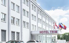 Hotel Trim